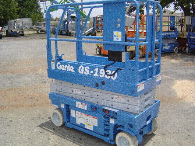 Rental store for SCISSOR LIFT 19 in Duluth MN